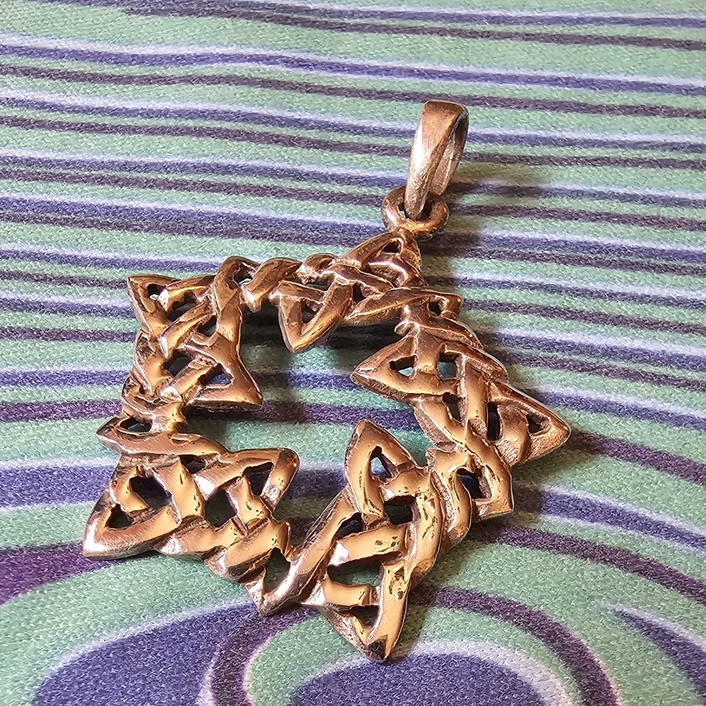 Handcrafted Solid Sterling Silver Celtic Knot 5 F… - image 3